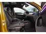 BMW X2 sDrive18i High Executive M-sport | 2e eigenaar | Driving Assistant | Panoramadak | 19 inch | Keyless entry | Head-up | Shadow line | HiFi audio | Stoelverwarming | Alcantara