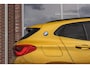 BMW X2 sDrive18i High Executive M-sport | 2e eigenaar | Driving Assistant | Panoramadak | 19 inch | Keyless entry | Head-up | Shadow line | HiFi audio | Stoelverwarming | Alcantara
