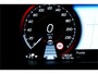 Volvo V60 Cross Country 2.0 B5 AWD 185kW/250pk Aut8 Ultimate BOWERS&WILKINS + PANORAMADAK + ADAPT.CRUISE + HEAD-UP + STOELMASSAGE + EL.TREKHAAK + STOELVERWARMING&-KOELING + 360 CAMERA + BLIS + KEYLESS ENTRY&GO + LANE ASSIST + PARKSENSOREN V&A + 19" LM-VELGEN!!