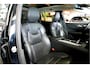 Volvo V60 Cross Country 2.0 B5 AWD 185kW/250pk Aut8 Ultimate BOWERS&WILKINS + PANORAMADAK + ADAPT.CRUISE + HEAD-UP + STOELMASSAGE + EL.TREKHAAK + STOELVERWARMING&-KOELING + 360 CAMERA + BLIS + KEYLESS ENTRY&GO + LANE ASSIST + PARKSENSOREN V&A + 19" LM-VELGEN!!