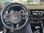 Kia Niro Hybrid 1.6 GDi ExecutiveLine ,Trekhaak ,Stoelverwarming -én Verkoeling, JBL audio, Stoelwarming achter, LMV 18-Inch, AchteruitrijCamera, Adaptieve CruiseControl
