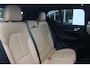 Volvo XC40 T4 190PK AUT8 Inscription | Adaptive Cruise & Pilot Assist | Panoramisch Schuif-/Kanteldak | Power Seats incl. Memory | Semi elektr. trekhaak | Lederen Bekleding | Stoelverwarming | 360 Camera | Elektr. Achterklep |