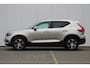 Volvo XC40 T4 190PK AUT8 Inscription | Adaptive Cruise & Pilot Assist | Panoramisch Schuif-/Kanteldak | Power Seats incl. Memory | Semi elektr. trekhaak | Lederen Bekleding | Stoelverwarming | 360 Camera | Elektr. Achterklep |