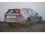 Volvo V60 T6 350PK Plug-in hybrid AWD Core | Adaptive Cruise & Pilot Assist | Parkeercamera | Verwarmbare Voor- en Achterstoelen | Stuurverwarming | 2-Weg Lendesteunverstelling | Google Services | 18 inch Lichtmetalen Velgen | Apple Carplay |
