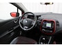 Renault Captur 1.2 TCe Helly Hansen | Incl. 12 maanden garantie | Trekhaak | Navigatie | Climate control | Cruise control | Parkeersensoren | Getint glas | Zwart dak | Keyless entry/start |