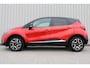 Renault Captur 1.2 TCe Helly Hansen | Incl. 12 maanden garantie | Trekhaak | Navigatie | Climate control | Cruise control | Parkeersensoren | Getint glas | Zwart dak | Keyless entry/start |