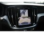 Volvo V60 T6 Plug-in hybrid AWD Plus Dark | Adaptive Cruise & Pilot Assist | 360 Camera | Premium Harman/Kardon Audio | Semi Elektr. Trekhaak | Stoelverwarming voor & achter | Stuurverwarming | Power Seats incl. Memory