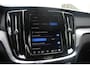 Volvo V60 2.0 T6 Plug-in hybrid AWD Plus Dark | Adaptive Cruise & Pilot Assist | 360 Camera | Premium Harman/Kardon Audio | Semi Elektr. Trekhaak | Stoelverwarming voor & achter | Stuurverwarming | Power Seats incl. Memory |