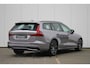 Volvo V60 2.0 T6 Plug-in hybrid AWD Plus Dark | Adaptive Cruise & Pilot Assist | 360 Camera | Premium Harman/Kardon Audio | Semi Elektr. Trekhaak | Stoelverwarming voor & achter | Stuurverwarming | Power Seats incl. Memory |