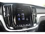 Volvo V60 2.0 T6 Plug-in hybrid AWD Plus Dark | Adaptive Cruise & Pilot Assist | 360 Camera | Premium Harman/Kardon Audio | Semi Elektr. Trekhaak | Stoelverwarming voor & achter | Stuurverwarming | Power Seats incl. Memory |