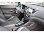 Hyundai Tucson 1.6 T-GDi Premium 4WD Automaat | Trekhaak | Navigatie | Kantel/ Schuifdak | Stuur + Stoelverwarming | Camera | Leder |