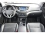 Hyundai Tucson 1.6 T-GDi Premium 4WD Automaat | Trekhaak | Navigatie | Kantel/ Schuifdak | Stuur + Stoelverwarming | Camera | Leder |