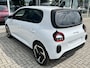 Renault Twingo Urban Range 80pk Techno 27.5 kWh | 18inch Lichtmetaal | V2G | Navigatie | Achteruitrijcamera | Climate Control | Keyless | Adaptive Cruise Control (ACC) | Apple CarPlay/Android Auto
