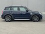 MINI Countryman 1.5 Cooper Chili / Dealer onderhouden / Glazen schuif- en kanteldak /  Stoelverwarming / Keyless Entry/Start / cruise control / Parkeersensoren Achter