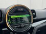 MINI Countryman 1.5 Cooper Chili / Dealer onderhouden / Glazen schuif- en kanteldak /  Stoelverwarming / Keyless Entry/Start / cruise control / Parkeersensoren Achter