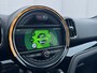 MINI Countryman 1.5 Cooper Chili / Dealer onderhouden / Glazen schuif- en kanteldak /  Stoelverwarming / Keyless Entry/Start / cruise control / Parkeersensoren Achter