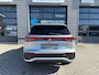 Volkswagen Tayron R-Line Edition | 'App-Connect' draadloze smartphone integratie | Automatische afstandsregeling (Adaptive Cruise Control) | Buitenspiegels elektrisch instel-, verwarm- en inklapbaar