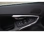 Volvo V40 2.0 T4 Business Sport R Design/Navigatie/Parkeersensor/Stoelverwarming/Trekhaak