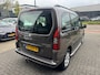 Peugeot Partner Tepee 1.2 Active 5 PERS NAVI TREKHAAK AIRCO PDC FRONTBAR SIDEBAR ORIG NL NAP