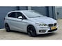 BMW 2-Serie Active Tourer 220i 192pk Luxury | AUTOMAAT | Compleet ! | 133.000 KM | Hoge Zit | Camera |
