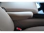 Land Rover Range Rover 3.0 P460e HSE PHEV | Trekhaak | Softclose | 4 wiel besturing | Panoramisch schuif/kanteldak | Meridian 3D | Stoelverwarming ventilatie & massage | Stuurwiel verwarming | Head-up | 5-jaar garantie | Adaptieve cruise control |