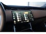 Land Rover Range Rover 3.0 P460e HSE PHEV | Trekhaak | Softclose | 4 wiel besturing | Panoramisch schuif/kanteldak | Meridian 3D | Stoelverwarming ventilatie & massage | Stuurwiel verwarming | Head-up | 5-jaar garantie | Adaptieve cruise control |