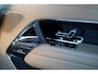 Land Rover Range Rover 3.0 P460e HSE PHEV | Trekhaak | Softclose | 4 wiel besturing | Panoramisch schuif/kanteldak | Meridian 3D | Stoelverwarming ventilatie & massage | Stuurwiel verwarming | Head-up | 5-jaar garantie | Adaptieve cruise control |