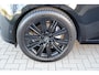 Land Rover Range Rover 3.0 P460e HSE PHEV | Trekhaak | Softclose | 4 wiel besturing | Panoramisch schuif/kanteldak | Meridian 3D | Stoelverwarming ventilatie & massage | Stuurwiel verwarming | Head-up | 5-jaar garantie | Adaptieve cruise control |