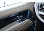Land Rover Range Rover 3.0 P460e HSE PHEV | Trekhaak | Softclose | 4 wiel besturing | Panoramisch schuif/kanteldak | Meridian 3D | Stoelverwarming ventilatie & massage | Stuurwiel verwarming | Head-up | 5-jaar garantie | Adaptieve cruise control |
