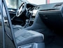 Volkswagen Golf Variant 1.4 TSI Highline Business R | Schuif/ Kantel Panorama Dak | Stoelverwarming | Adaptieve Cruise Control | Navigatie | Climate Control | Metallic Lak | Parkeersensoren | R-Line | ErgoActive | Massage Stoel |