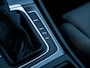 Volkswagen Golf Variant 1.4 TSI Highline Business R | Schuif/ Kantel Panorama Dak | Stoelverwarming | Adaptieve Cruise Control | Navigatie | Climate Control | Metallic Lak | Parkeersensoren | R-Line | ErgoActive | Massage Stoel |