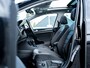 Volkswagen Golf Variant 1.4 TSI Highline Business R | Schuif/ Kantel Panorama Dak | Stoelverwarming | Adaptieve Cruise Control | Navigatie | Climate Control | Metallic Lak | Parkeersensoren | R-Line | ErgoActive | Massage Stoel |
