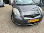 Toyota Yaris 1.0 VVTi Acces 5 deurs,l airco, elec pakket apk t/m 11-2026, 161.000 km dealer onderhouden, rijd perfect, nette auto