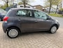 Toyota Yaris 1.0 VVTi Acces 5 deurs,l airco, elec pakket apk t/m 11-2026, 161.000 km dealer onderhouden, rijd perfect, nette auto