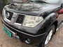 Nissan Navara 2.5 dCi XE Double Cab Comfort 1e eigenaar 263.000 km, airco, cruise, elec pakket, Havy Duty uitvoering ( 5800 kg)