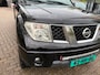 Nissan Navara 2.5 dCi XE Double Cab Comfort 1e eigenaar 263.000 km, airco, cruise, elec pakket, Havy Duty uitvoering ( 5800 kg)