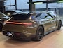 Porsche Taycan Sport Turismo Taycan GTS | HUD | Race-tex | Carbon | 21" | PDCC | Chrono | Pano | Interesse in een bezichtiging of proefrit, bel of app met 06-24282842 / 06-42130156