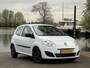 Renault Twingo 1.2 Acces | Elektrische ramen | Radio