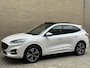 Ford Kuga 2.5 PHEV 225pk | ST-Line X | Panoramadak | Adaptieve cruise | Lane assist | Camera | Navigatie | Stoelverwarming voor&achter | Stuurverwarming | Apple CarPlay / Android Auto | Bang&Olufsen | DAB | Full-LED | Keyless | Dodehoekdetectie | Elektrische achterklep | Volledig dealeronderhouden