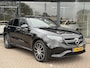 Mercedes-Benz EQC 400 4MATIC Premium Plus 80 kWh AMG LINE | BURMESTER | HEADUP DISPLAY DODEHOEK DETECTIE | NAVIGATIE | 360 CAMERA | PANORAMADAK | ADAPTIVE CRUISE CONTROL | PARKEERSENSOREN | ELE WEG KLAPBARE TREKHAAK | LED | APPLE CARPLAY | STOELVERWARMING |