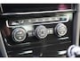 Volkswagen Golf 1.4 TSI Highline R-line ext, Digitale dash Botsherkenning Hillhold Adaptive cruise Parkeersensoren voor + achter