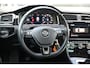 Volkswagen Golf 1.4 TSI Highline R-line ext, Digitale dash Botsherkenning Hillhold Adaptive cruise Parkeersensoren voor + achter