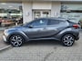 Toyota C-HR / C-HR+ 1.8 Hybrid Dynamic Sport | Trekhaak | JBL | Navi | Alcantara/Lee