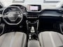 Peugeot 2008 1.2 PureTech Allure Pack 1e Eigenaar|Navi|Carplay|Camera|Trekhaak|Clima|Cruise|LED Koplampen|D-riem v.v.|N.A.P|APK tot 07-2027