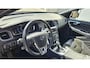 Volvo V60 1.5 T3 R-Design