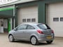 Opel Corsa 1.4-16V Design Edition