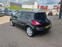 Renault Megane 2.0-16V Privilège Luxe Nieuwe APK