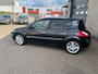 Renault Megane 2.0-16V Privilège Luxe Nieuwe APK