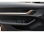 Porsche Taycan Cross Turismo 4 93 kWh / Vol opties! / SoH 90,3% / Panoramadak / 360Camera / Head-up / Achterasbesturing / Luchtvering / Sportdesign&Chrono / Adaptieve Stoelen / 21'' / Bose / Keyless / Stoelverwarming 4x / Stuurve