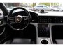 Porsche Taycan Cross Turismo 4 93 kWh / Vol opties! / SoH 90,3% / Panoramadak / 360Camera / Head-up / Achterasbesturing / Luchtvering / Sportdesign&Chrono / Adaptieve Stoelen / 21'' / Bose / Keyless / Stoelverwarming 4x / Stuurve